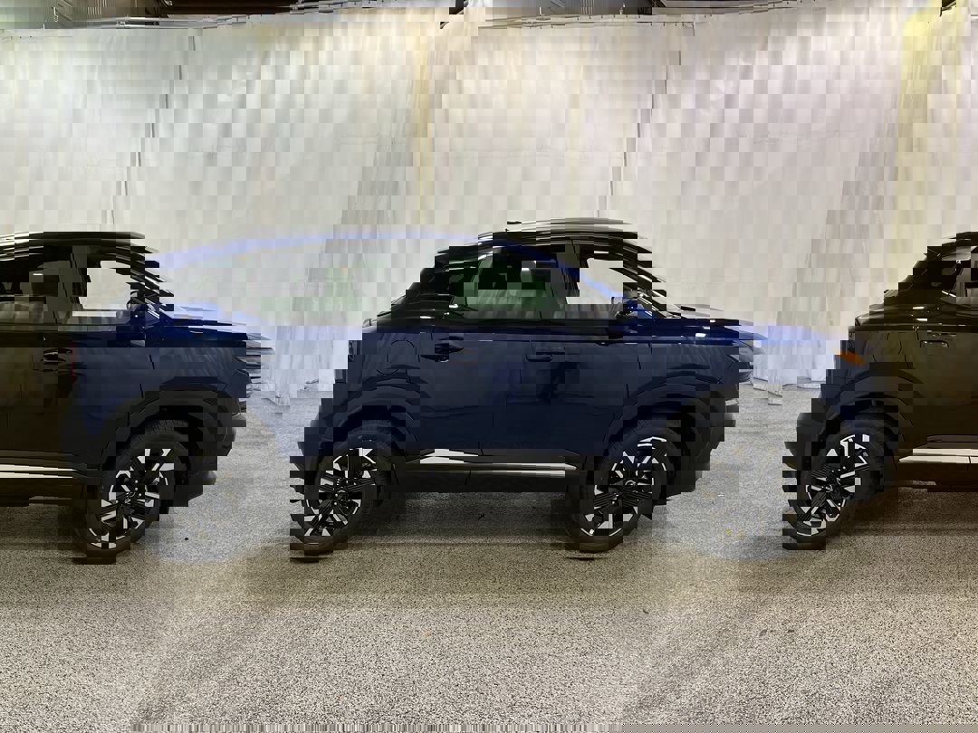 2026 Nissan Kicks SV photo 4