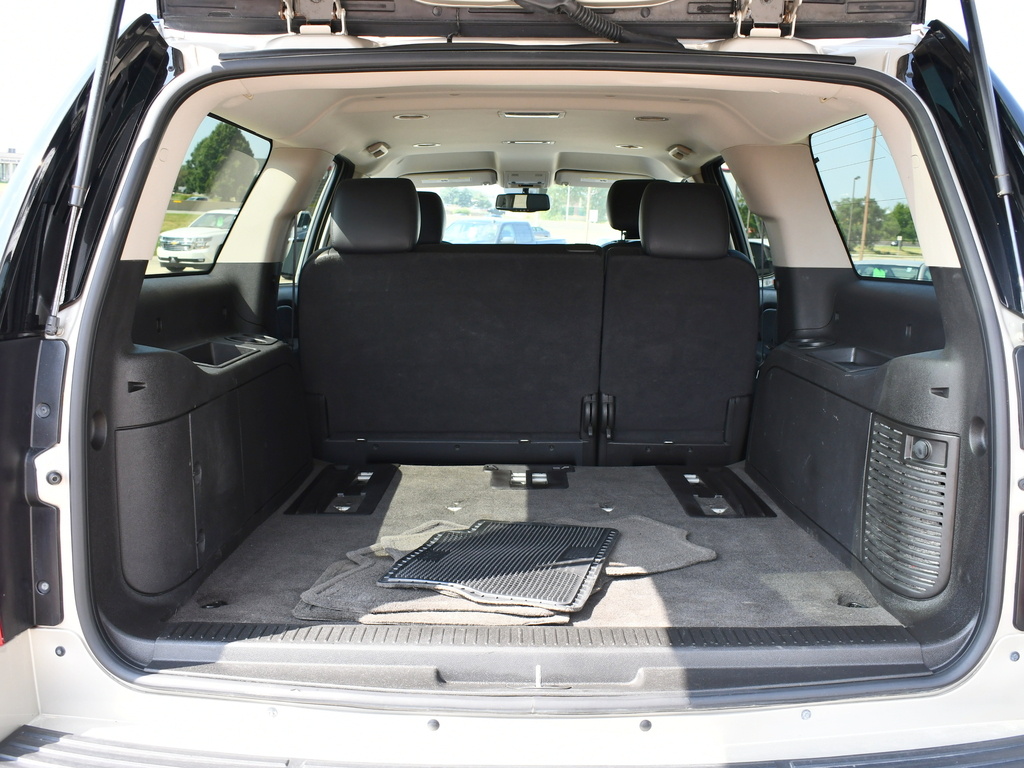 2013 Gmc Yukon XL SLT 1500 photo 4