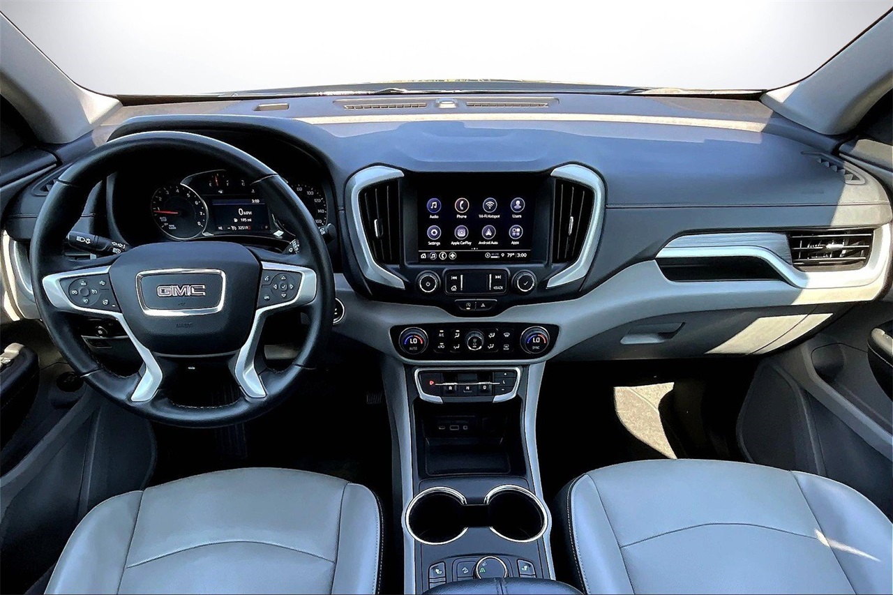 2024 Gmc Terrain SLT photo 13