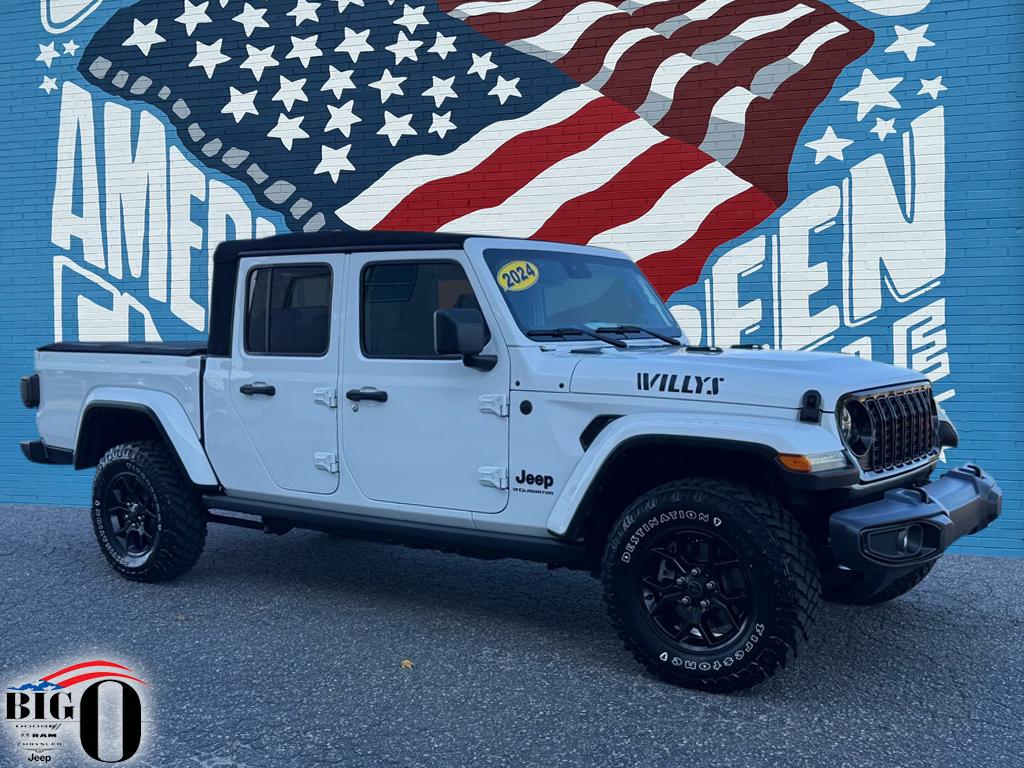 2024 Jeep Gladiator Willys's photo