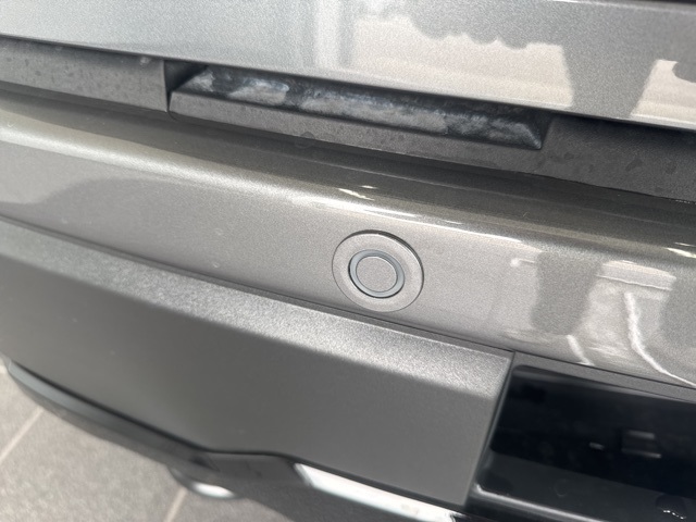 2025 Ford F-150 XLT photo 3