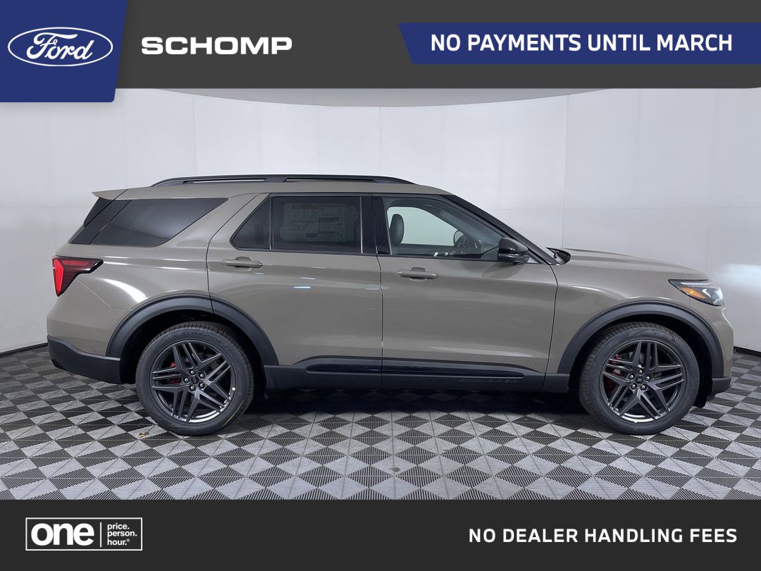 2026 Ford Explorer ST's photo