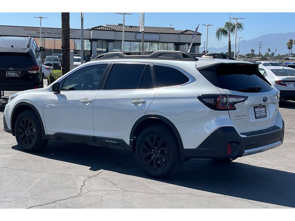 2022 Subaru Outback Limited XT photo 3