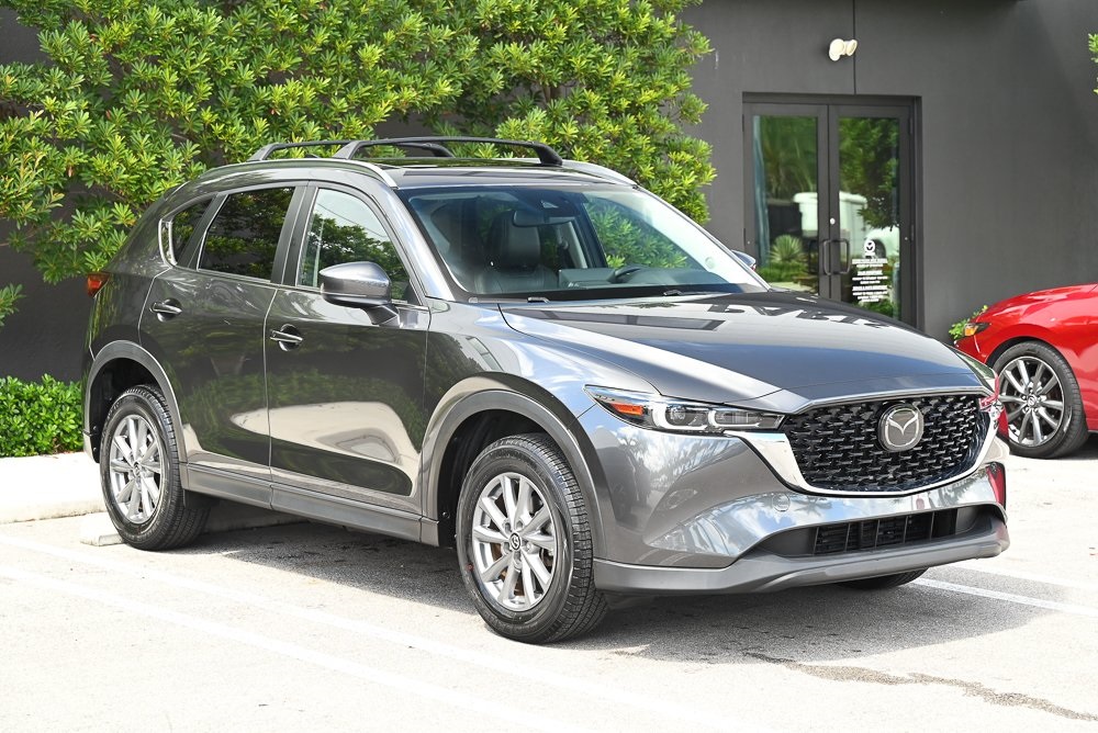 2023 Mazda CX-5 2.5 S Preferred photo 3