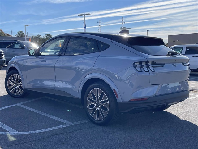 2025 Ford Mustang Mach-E Premium photo 2