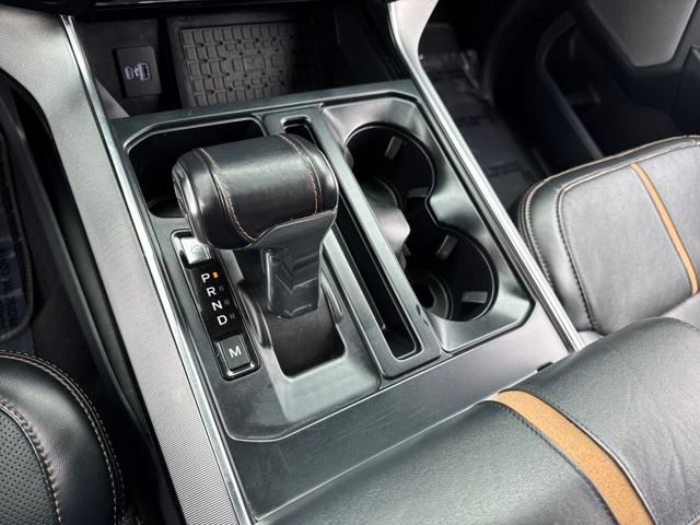 2023 Ford F-150 Platinum photo 16