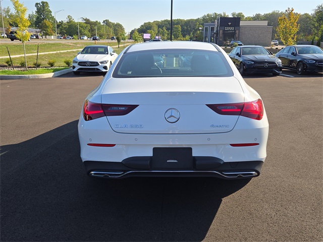 2025 Mercedes Benz CLA 250 4MATIC photo 4