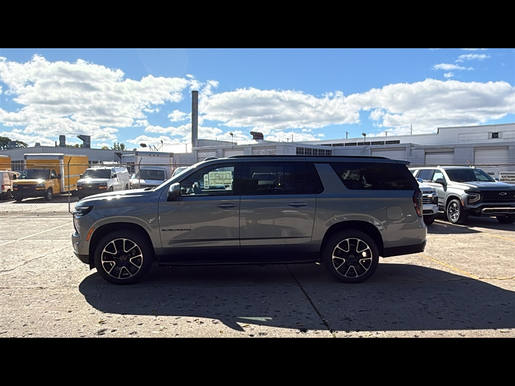 2026 Chevrolet Suburban RST photo 2