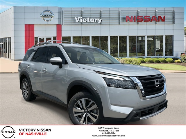 2025 Nissan Pathfinder SL's photo