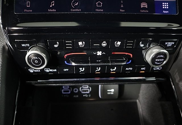 2022 Jeep Grand Cherokee Overland photo 36