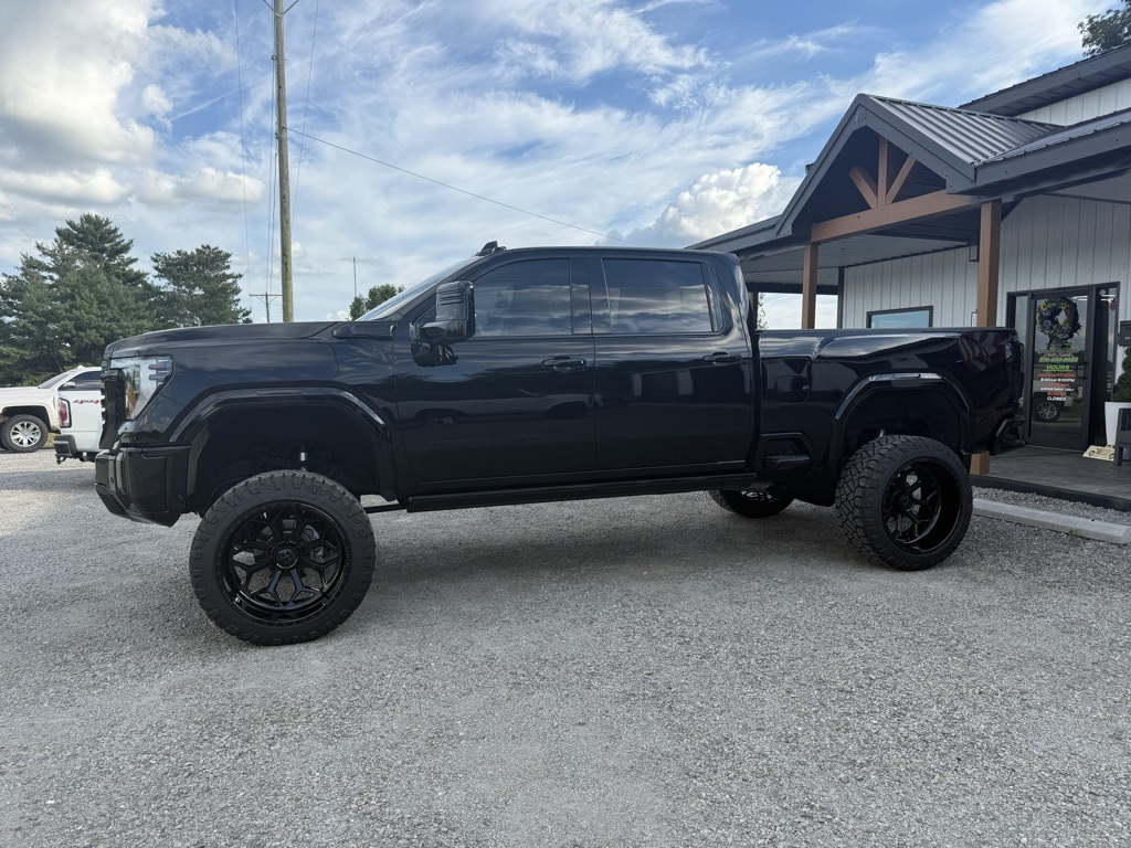 2024 Gmc Sierra HD Denali Ultimate photo 2