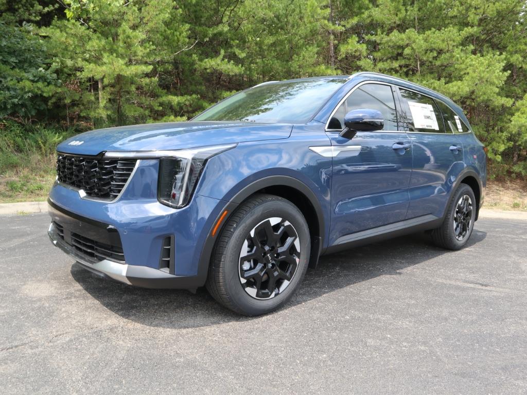 2025 Kia Sorento S's photo