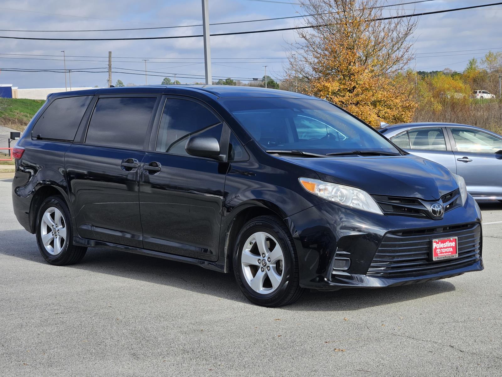 2020 Toyota Sienna L's photo