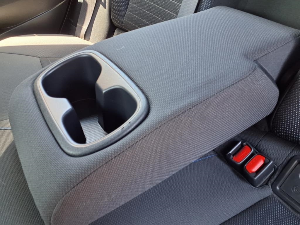 2022 Toyota Corolla SE photo 13
