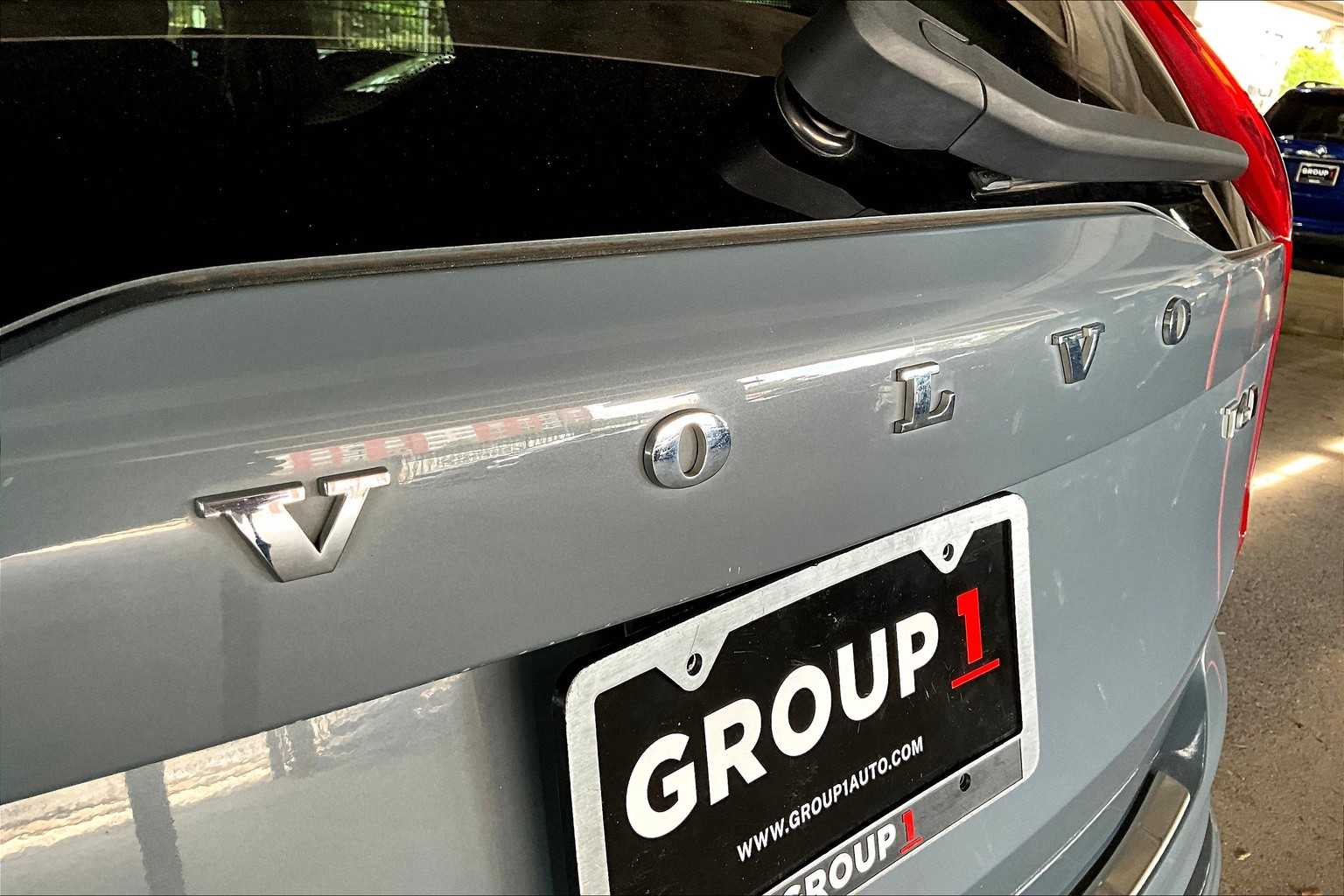 2020 Volvo XC90 Momentum photo 29