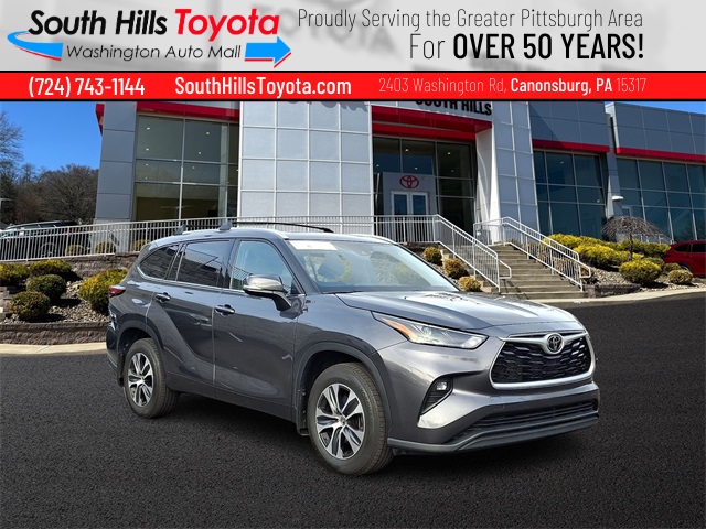 2022 Toyota Highlander XLE's photo