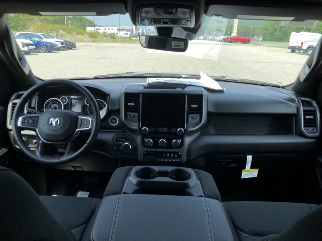 2026 Ram 1500 Tradesman photo 11