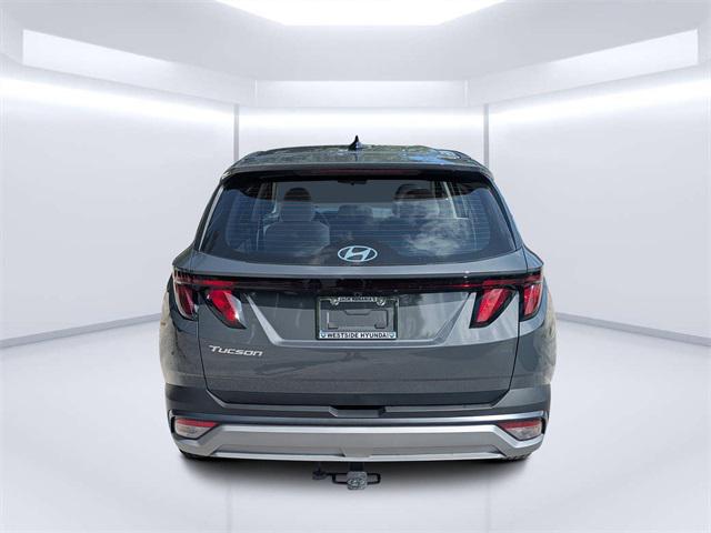 2025 Hyundai Tucson SE photo 4