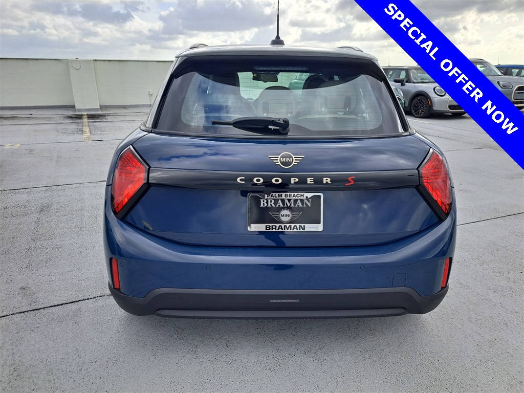 2025 Mini Cooper 4 Door Hardtop Signature photo 4