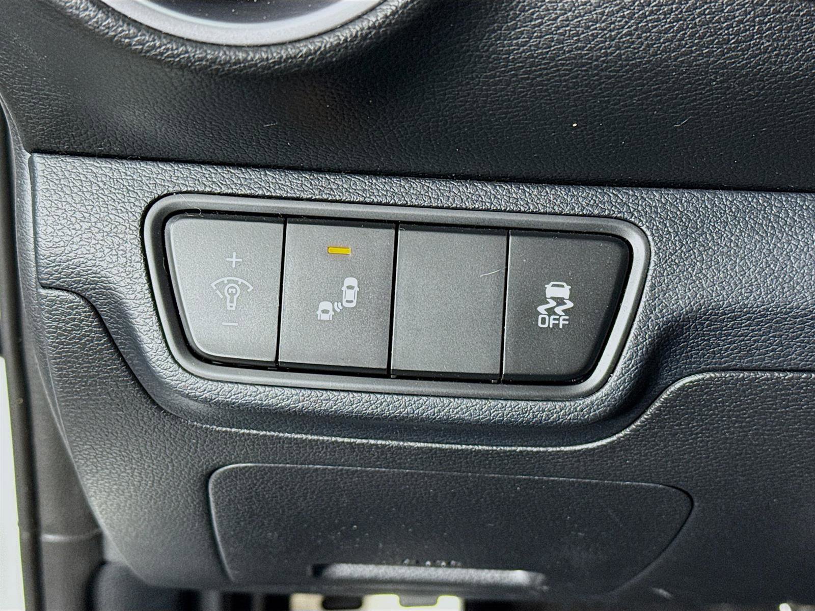 2022 Kia Forte GT photo 10