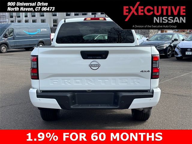 2025 Nissan Frontier SV photo 3