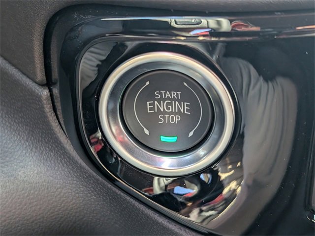 2025 Chevrolet Silverado 1500 LT photo 29