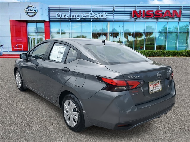 2025 Nissan Versa S photo 3