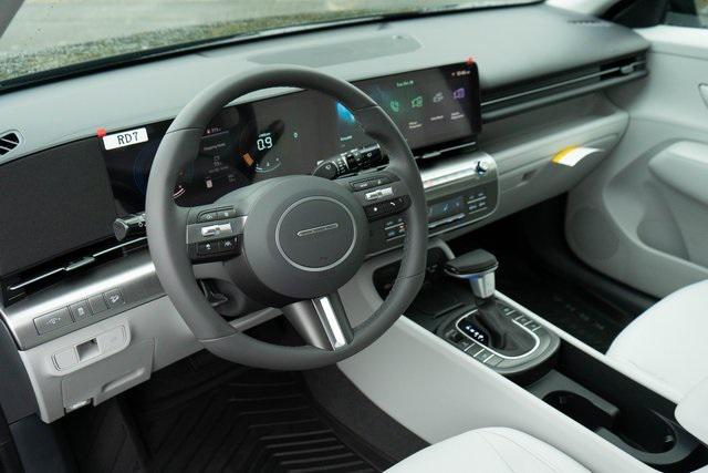 2026 Hyundai Kona SEL photo 3