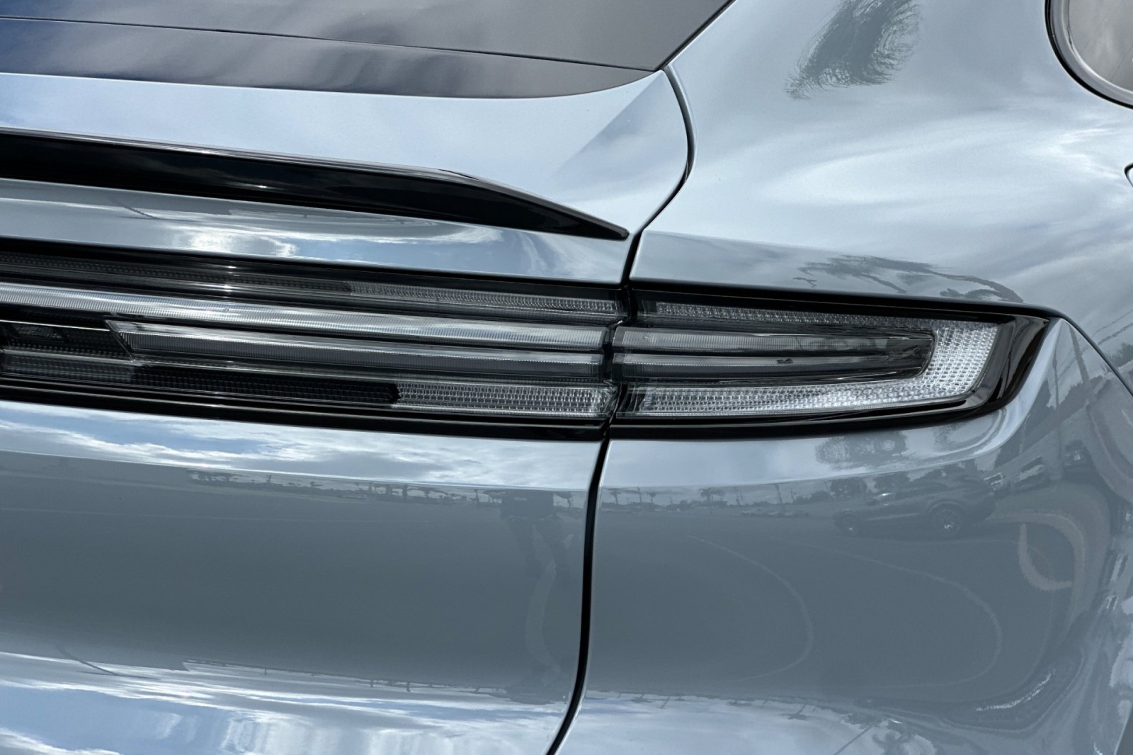 2026 Porsche Cayenne GTS Coupe photo 8