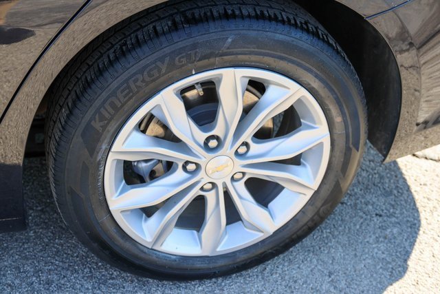 Used 2023 Dark Ash Metallic Chevrolet LT image 7