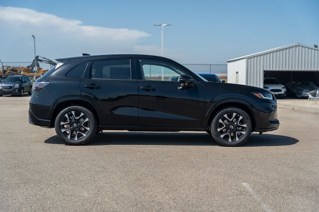 2026 Honda HR-V EX-L photo 3