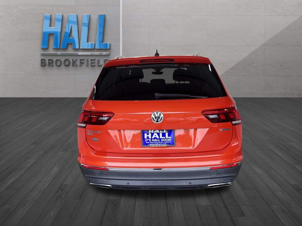 2019 Volkswagen Tiguan SEL Premium photo 4