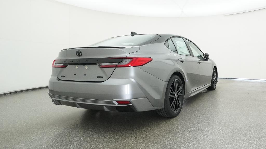 2025 Toyota Camry XSE photo 19