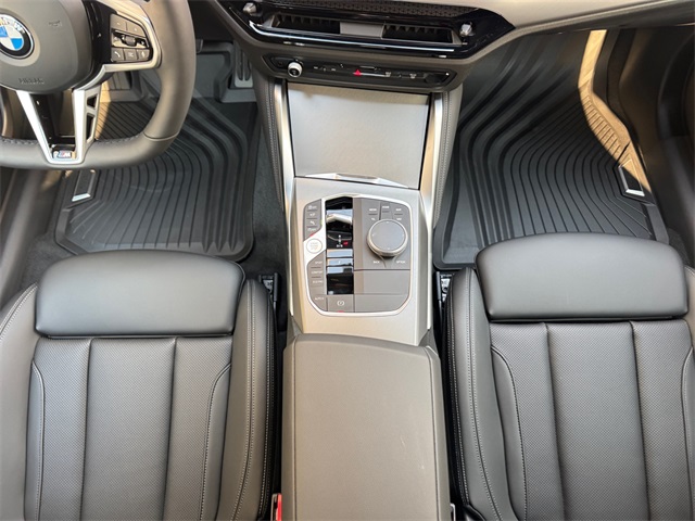 2025 Bmw 230i xDrive photo 18