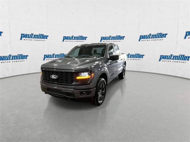 2025 Ford F-150 STX photo 4