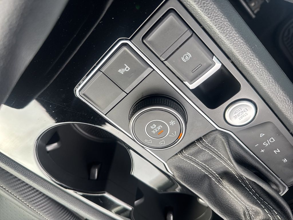 2022 Volkswagen Atlas Cross Sport SE Technology photo 39