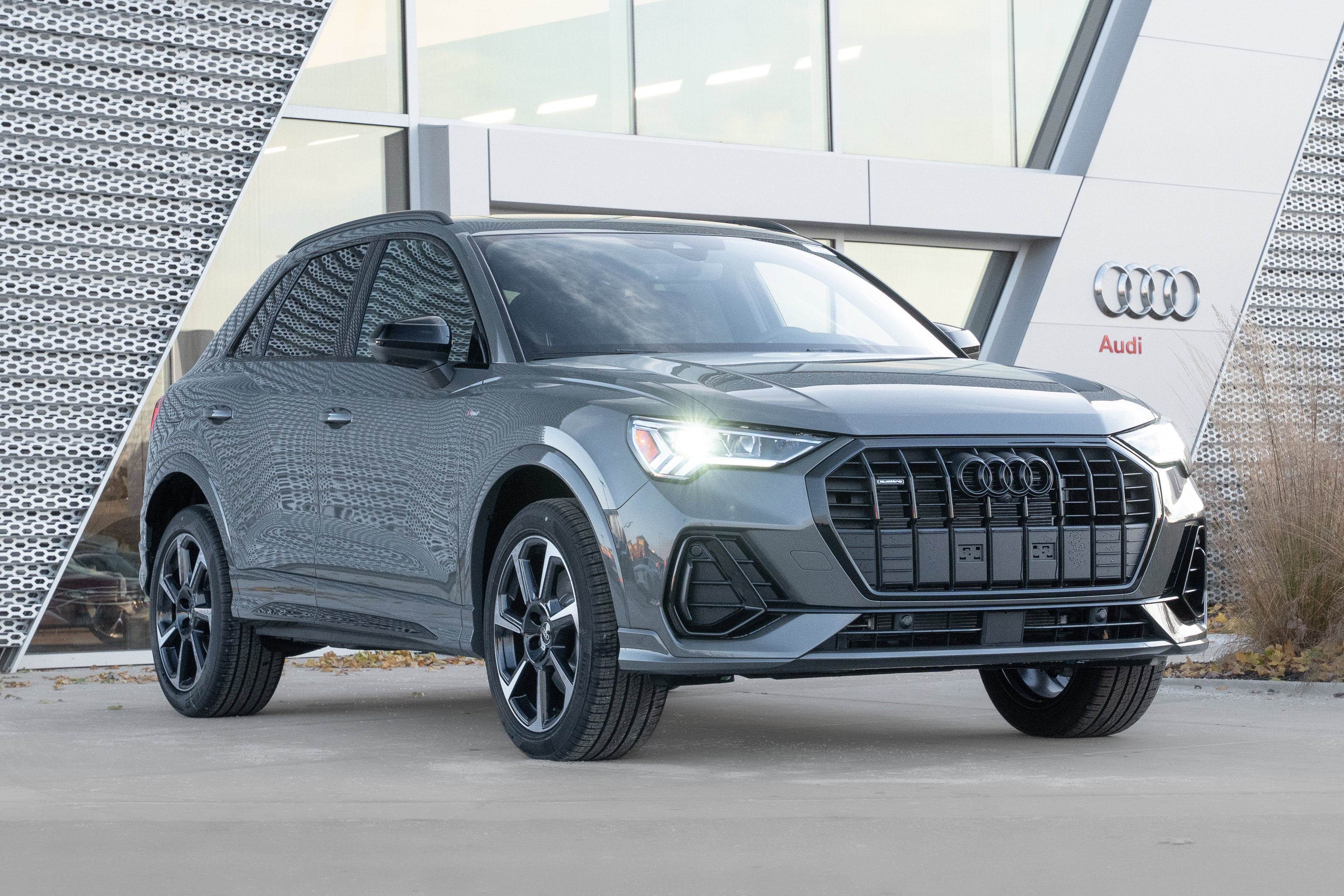 2025 Audi Q3 S Line Premium Plus's photo