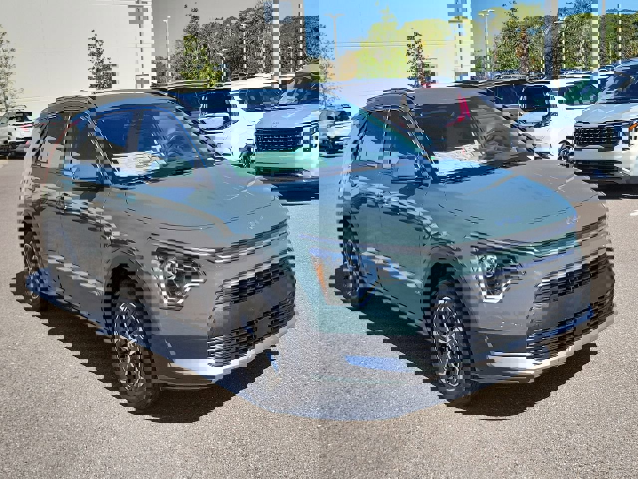 2025 Kia Niro EX photo 3