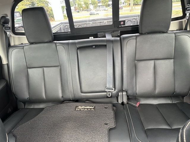 2018 Nissan Titan PRO-4X photo 10