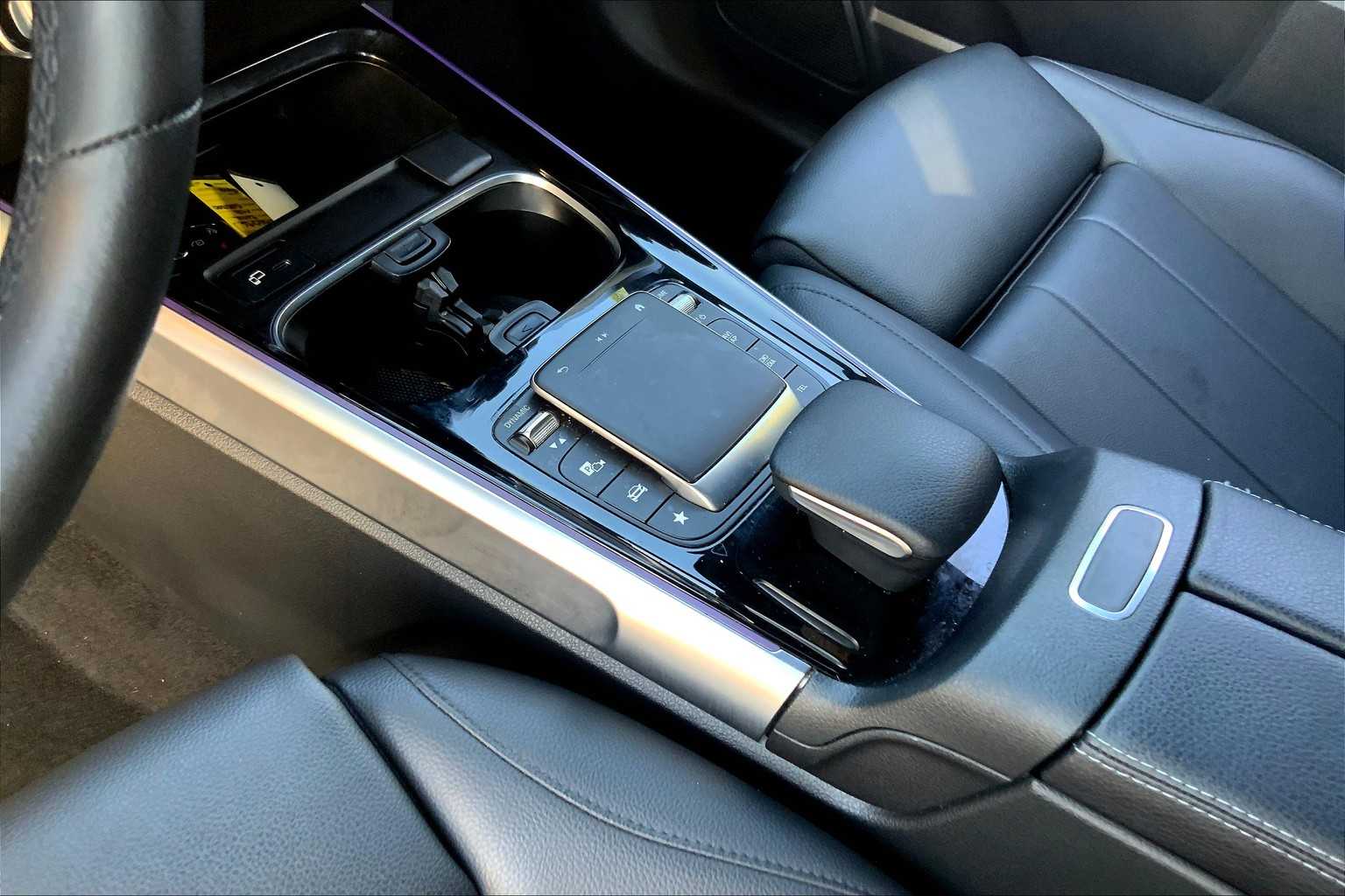 2022 Mercedes Benz GLB 250 photo 16