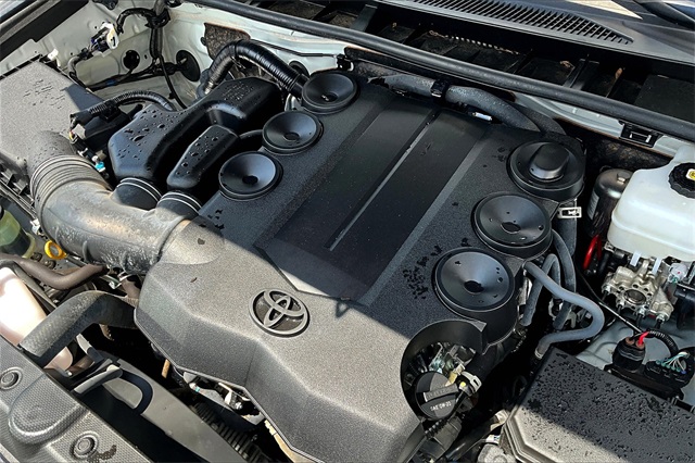 2023 Toyota 4Runner SR5 Premium 4WD photo 32