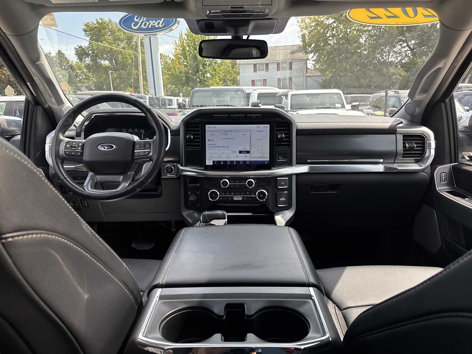 2022 Ford F-150 Lariat photo 28