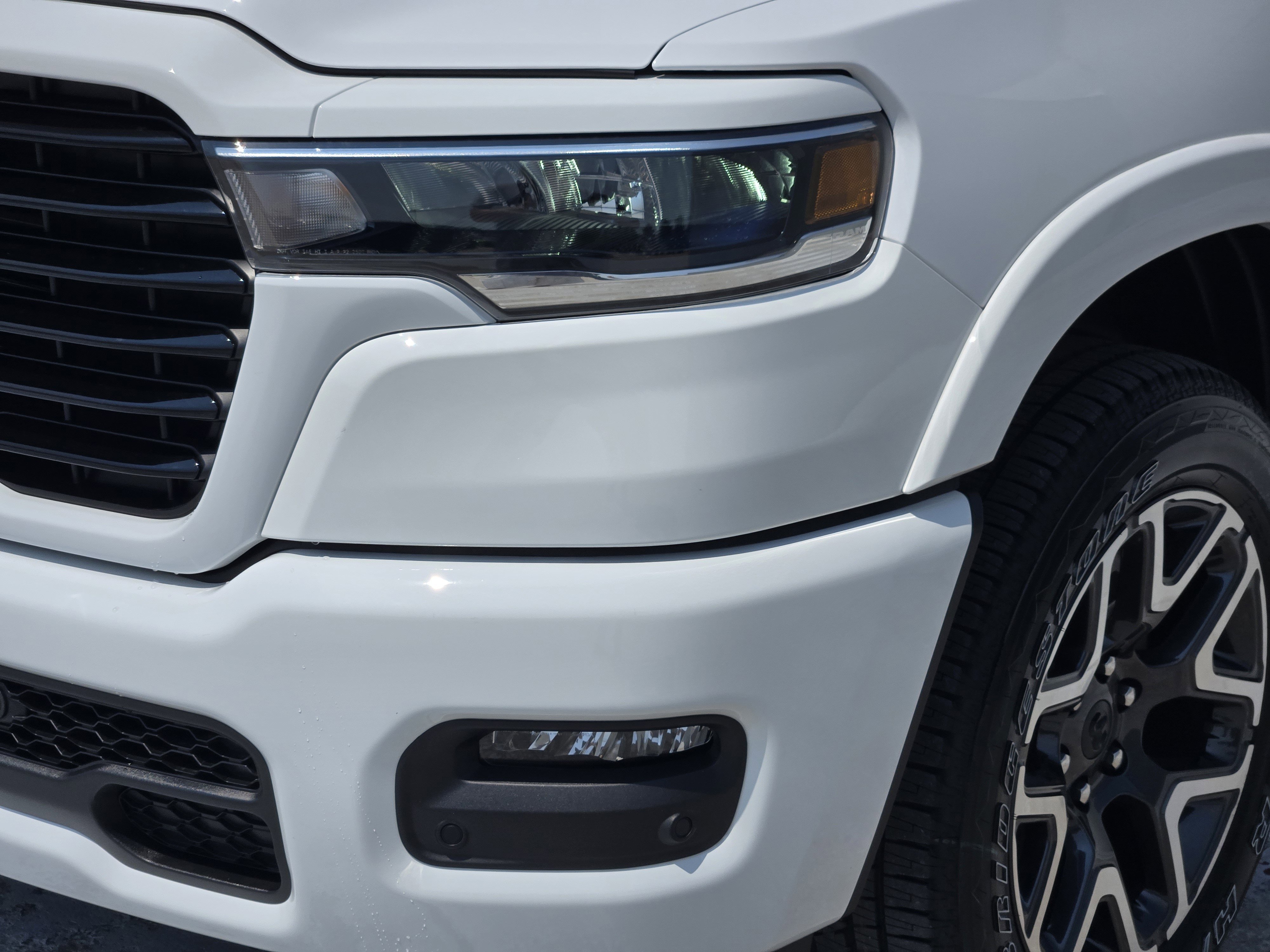 2026 Ram 1500 Laramie photo 2