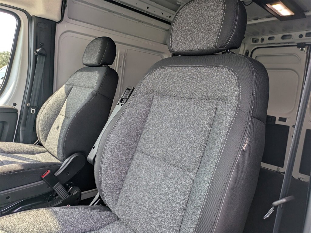 2025 Ram ProMaster 1500 photo 12