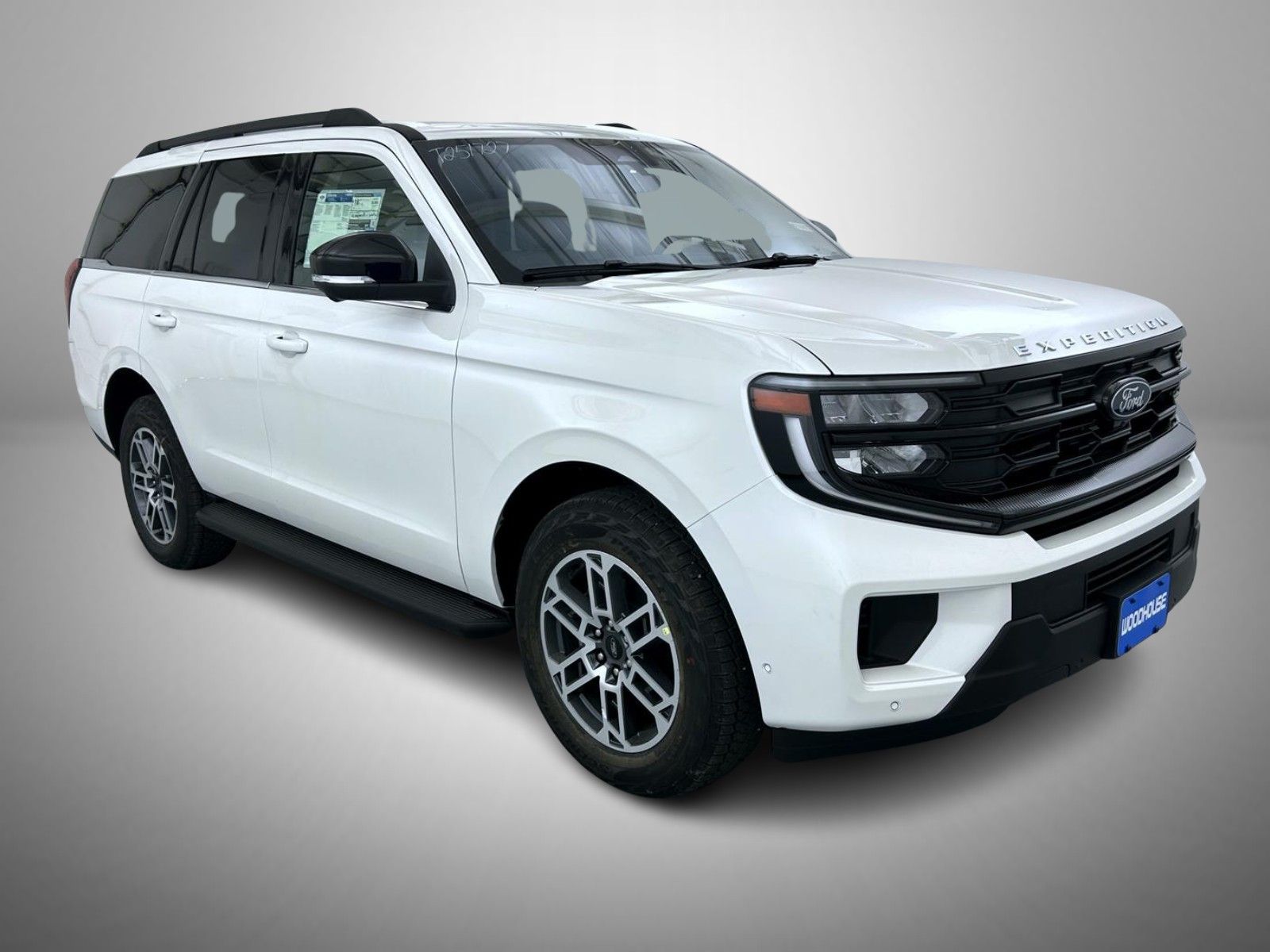 2025 Ford Expedition photo 3