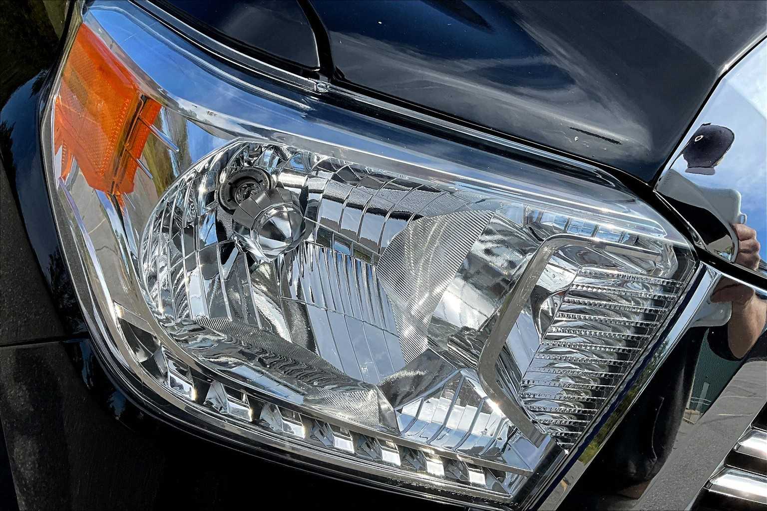 2017 Toyota Tundra SR5 photo 26