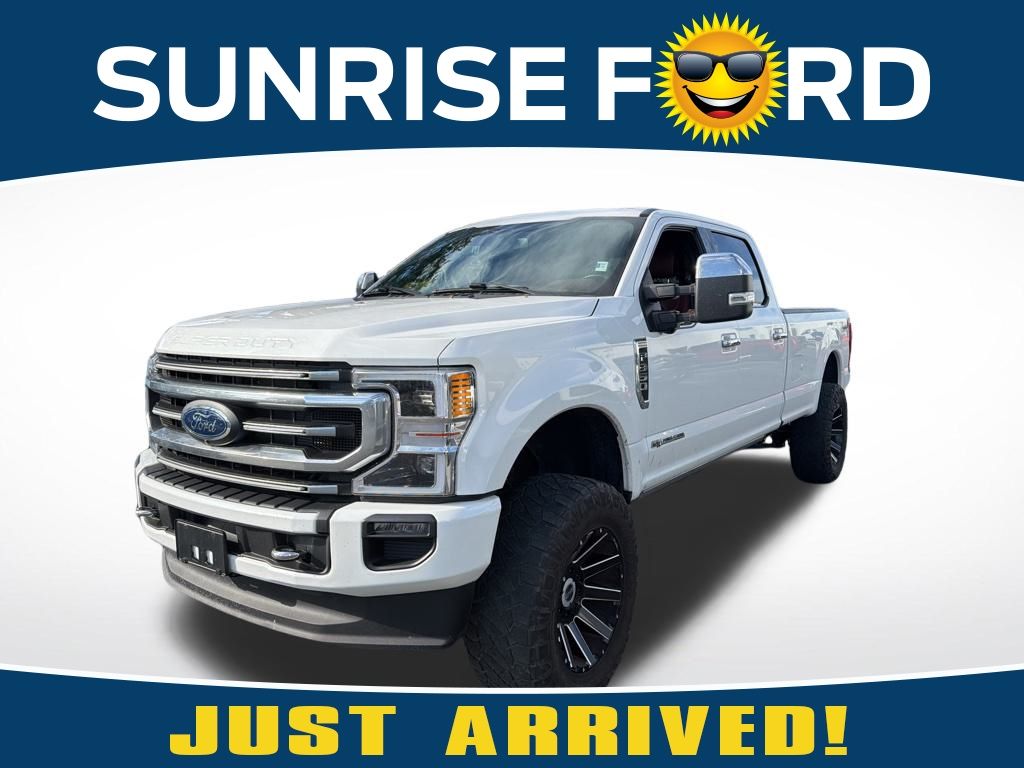 2022 Ford F-350 Super Duty Platinum's photo
