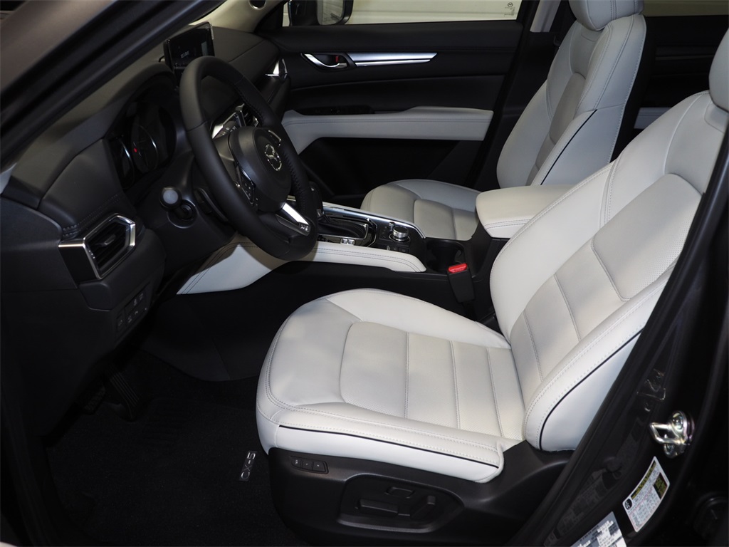 2025 Mazda CX-5 2.5 Premium Plus photo 2