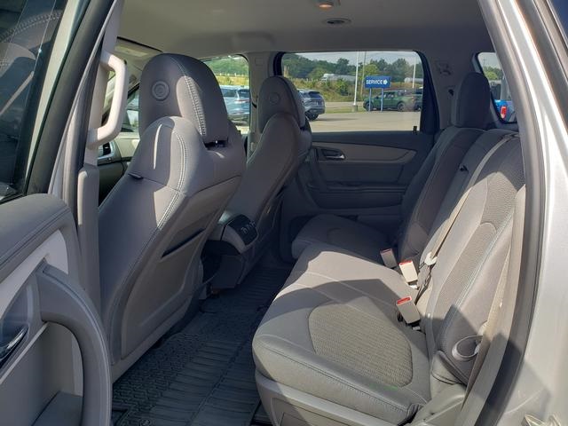 2017 Chevrolet Traverse LS photo 11