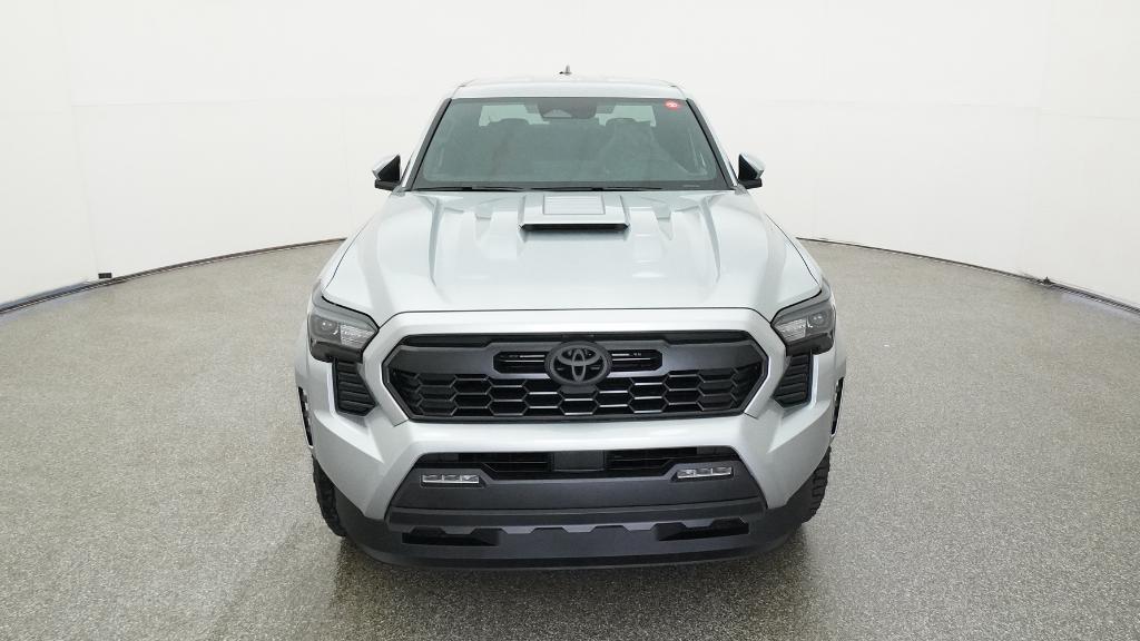 2025 Toyota Tacoma TRD Sport photo 2